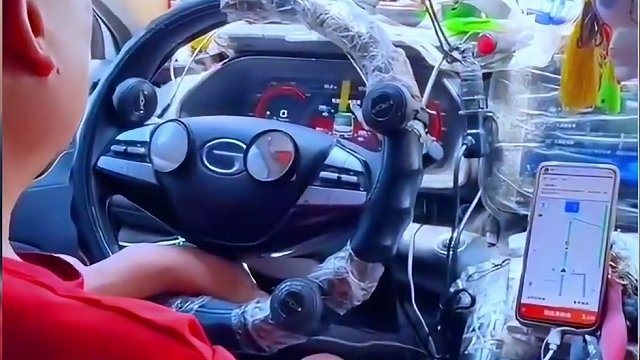 你遇到过这样奇葩的网约车内饰吗？