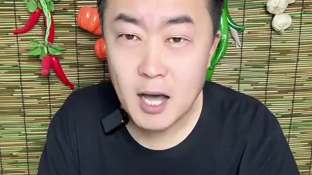 开榛子小妙招，真挺好用啊。#美食测评 #榛子 #真实测评