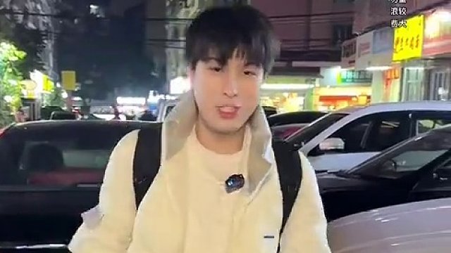 阿疯花50元把秒香扁食当自助餐吃，给阿姨整傻了#自助餐 #拌面 #扁食 #美食趣胃计划  #妈呀太香