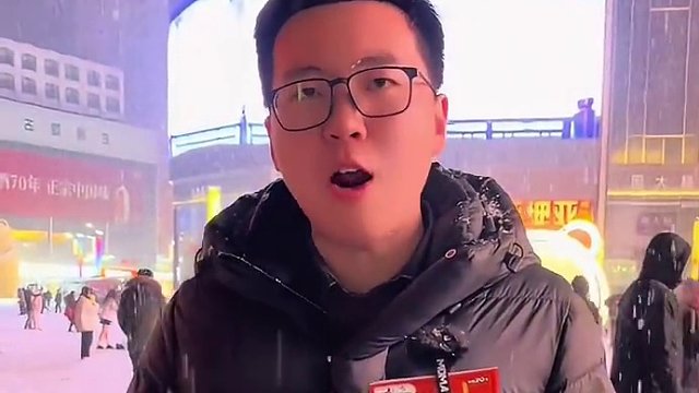 小姐姐差点儿给我整不会了#刮刮乐中奖啦 #在最热闹夜市感受烟火吧 #深夜放毒系列之让你饿的睡不着 #