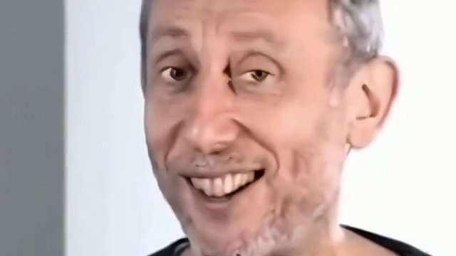 瞧乱的，鼠鼠都看不下去了