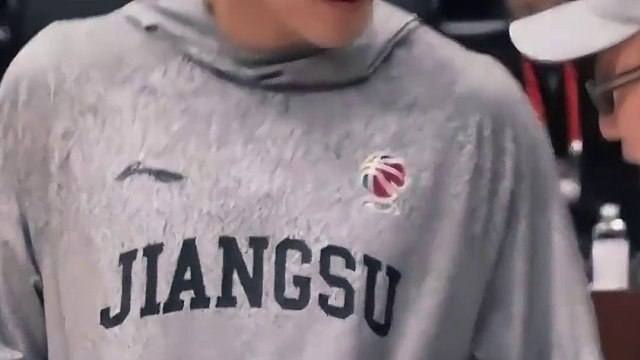 欢迎回家！赵率舟正式签约加盟辽篮！#辽宁男篮#赵率舟