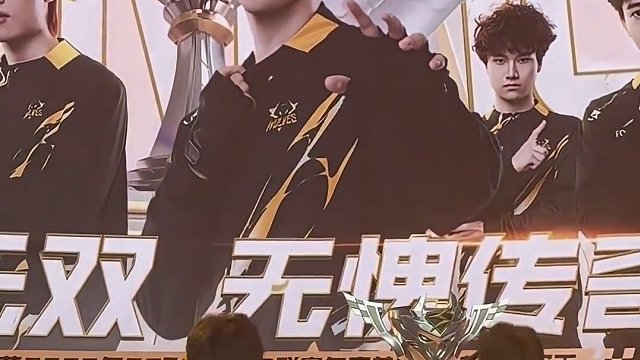 科目三的风吹到了狼队电竞飞车分部 狼队.阿升 狼队.shen  想看完整版吗？记得来看冠军之夜哟～#