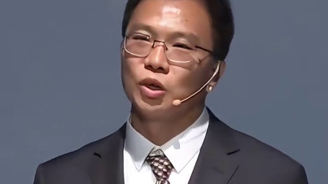 火箭发射成功后，中国航天人会举办一个“神秘仪式”