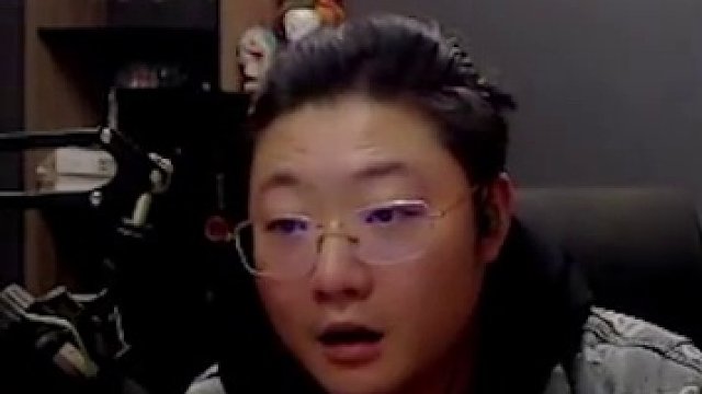 板子：镜隐迷踪。狼人杀带明星寻亲记#狼人杀 #神秘狗