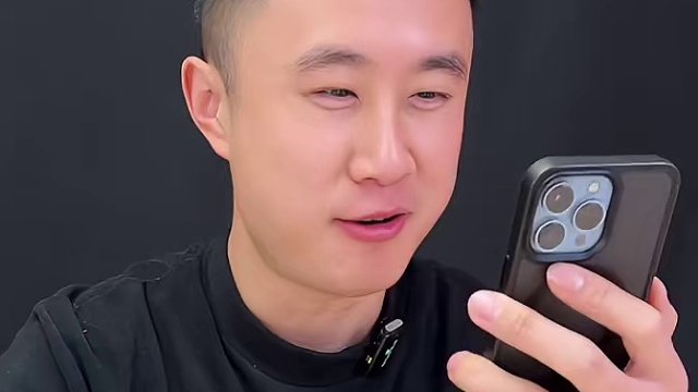 这个千鸟格的双面粉扑真的好用吗？还这么便宜！#测评 #粉扑 年货好物节 #双面粉扑干湿两用