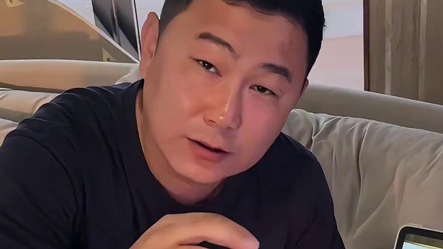 夜潜探秘水中精灵，黑夜中的舞者，魔鬼鱼！#潜遍天下 #祺哥潜水 #奇闻奇事