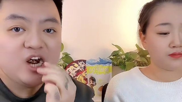 这东西竟意外的好吃#皮蛋酸奶 #零食测评 #皮蛋 #奇葩挑战 #美食测评