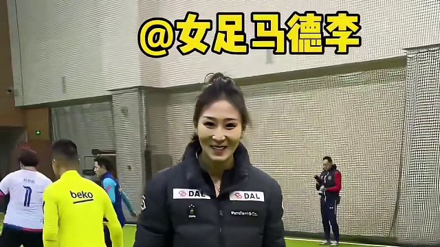 看看这些足球博主小场实战穿什么鞋 #足球鞋 #小场  #唯有足球不可辜负 #边角料足球厂牌