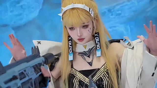 就你也想抓住我？
#全新双英雄版本冰雪之歌 #高能英雄#高能英雄双英雄版本上线