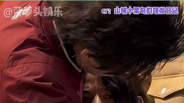 大家新年都打算换什么新造型呢！话说今年过年我可以笑着走出理发店么？#24年我的闪亮开始 #新春吃喝玩