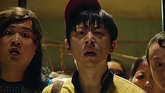 我真服了你们钓鱼佬了，还有什么是你们钓不上来的...#搞笑#钓鱼#万万没想到#娱乐评论大赏