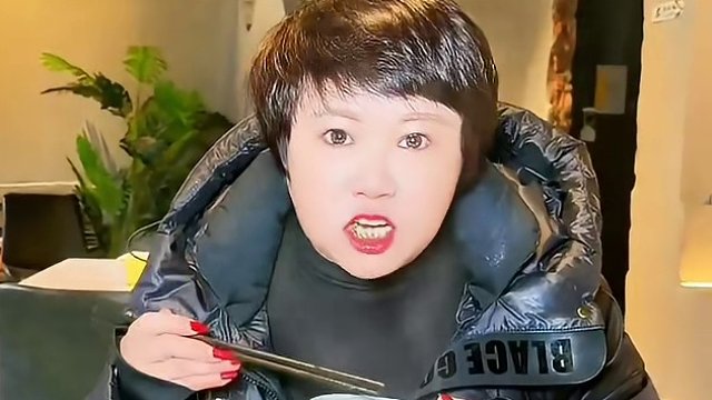 彭山1999三汁焖锅。68吃双人餐！特点就是不加一滴水，灵魂就在于料汁，荤素直接下锅焖真的好吃！#三