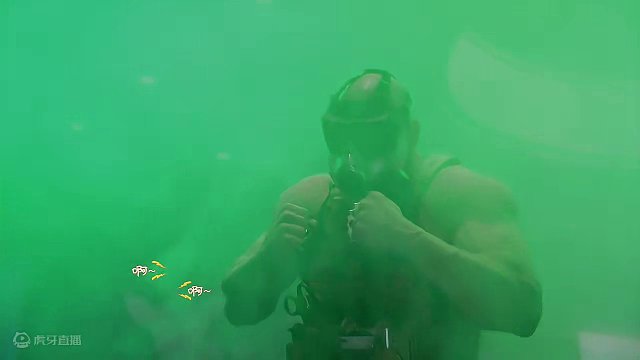 《暗区突围男团现身过年现场》