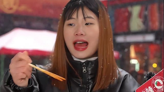 这种分手理由第一次听从女生嘴里说出来 #鬼椒面 #吃辣挑战 #速食美食