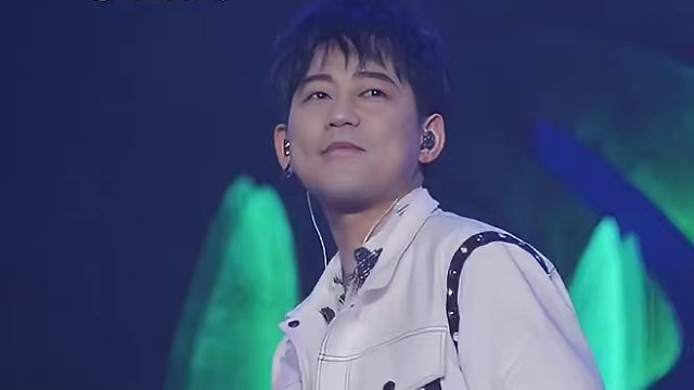 #音乐节是打工人的精神解药  打工人的命全靠周末音乐节吊着了！城市音乐嘉年华  #超级音乐联赛