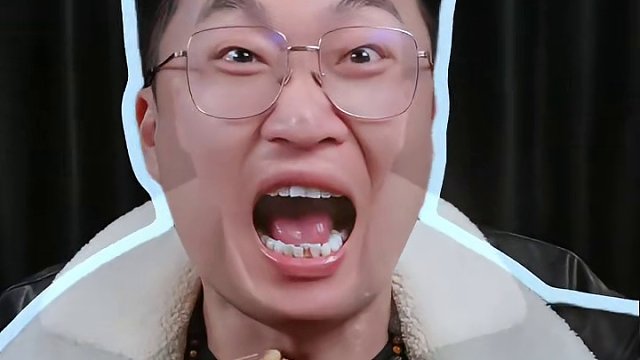 网红酸辣无骨鸡爪，酸辣过瘾，一口下去满足感爆棚！越吃越过瘾！ #美食测评 #试吃 #无骨鸡爪 #开袋