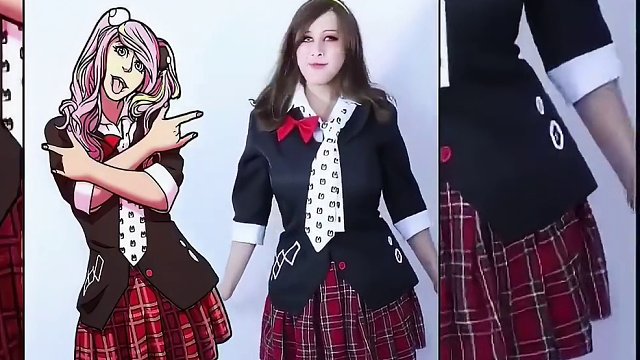 小姐姐模仿校园美女的穿搭，这也太像了吧 #美漫