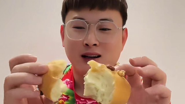 真是你永远买不到商家视频里的东西啊#测评 #开箱 #美食测评 #奶酪包