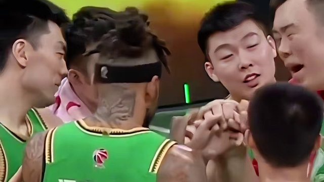 张镇麟缺阵，弗格26分，辽宁男篮103：86大胜山东#辽宁男篮