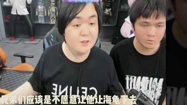 #陈伯全能王 #这个主播不一般 身患猪瘟的陈伯时隔5日终于回归直播❗️谈及2号助力王者荣耀主播轩轩首