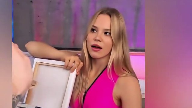 好美，他为她填上天空，她为他填上花海