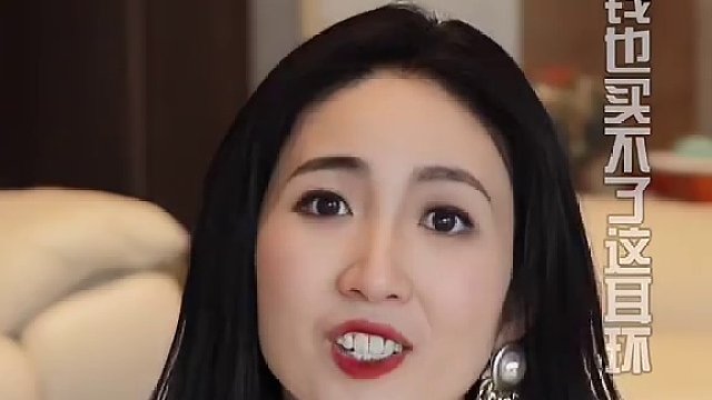 滤镜耳环，本人只值5块钱！