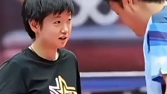 孙颖莎背后的老父亲：邱贻可无私奉献和支持#国乒 #孙颖莎 #邱贻可 #老父亲的爱 #巴黎奥运会 #最