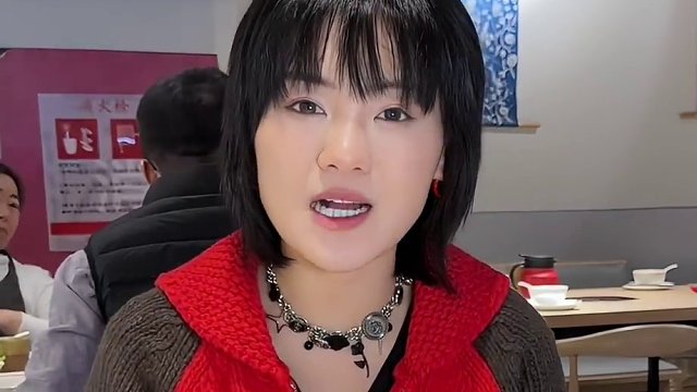 贵州人为什么喜欢吃火锅？ 酸汤火锅、豆米火锅、夺夺粉#没有一顿火锅解决不了的事 #过年这一口遥遥领先