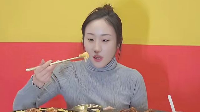 对所有食物都宠爱，是干饭人的守则。