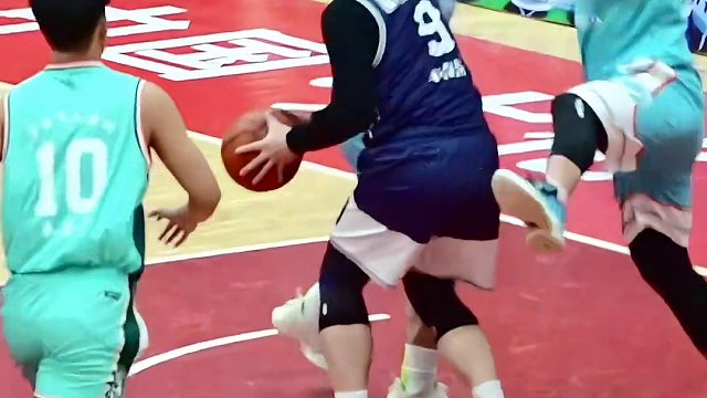 大化星锐一队、大化队队长韦林东
个人精彩瞬间 超稳定球星
大化瑶族自治县2024年“美女峰·摘星营地