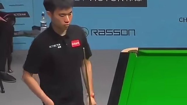 大年初一出战冠军联赛，范争一炸裂上手带来硬核单杆超分 #斯诺克 #一杆清台 #全民杆法秀 #台球教学