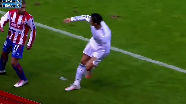 球王C罗球场那些充满荷尔蒙男人味十足的名场面瞬间，真的太霸气了！这就是我们爱的真性情C罗#dou来足