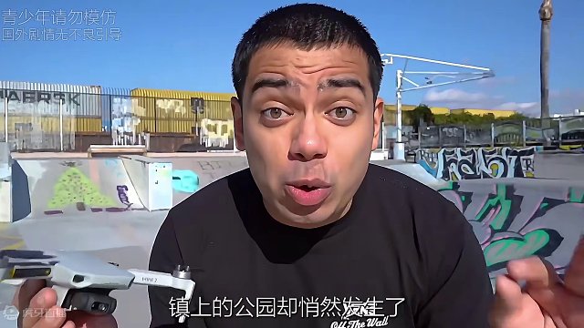 大年初一的新怪物！#老外真会玩 #奇闻异事 #悬疑 #迷惑行为大赏 #杀手