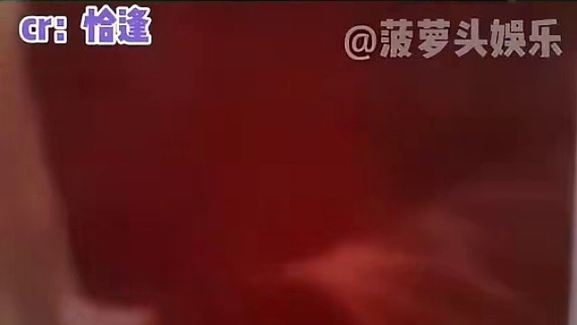 宝宝：思密马塞妈妈酱，瓦达西没电了#娱乐评论大赏 #萌娃 #搞笑