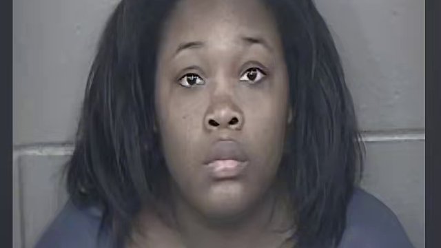 美国一女子将女儿放烤箱烤死，还辩解“我以为是婴儿床”