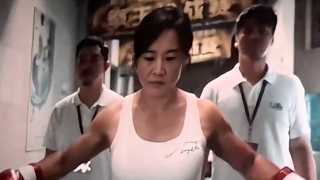 贾玲的热辣滚烫感动到了游泳世界冠军张雨霏#贾玲 #热辣滚烫 #张雨霏