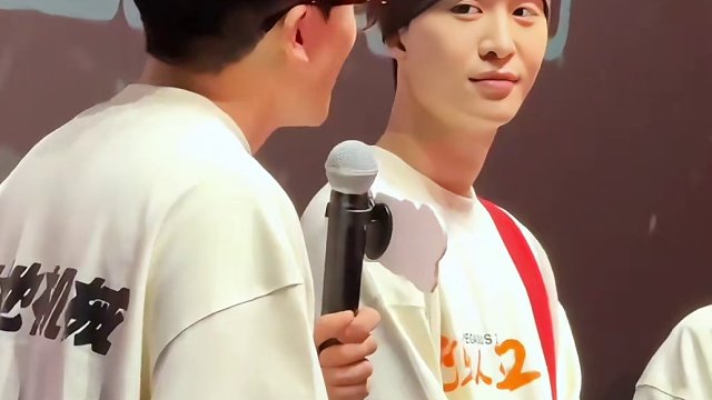 54号科目二考生你在吗？#孙艺洲 在线呼叫你~ #飞驰人生2成都路演 #飞驰人生2 #孙艺洲在线呼叫