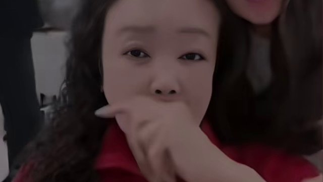 赵行长大年初三和老公一起出镜，但不是汪大爷。#采访 #街头丘比特 #中文说唱 #八卦 #八卦娱乐 #