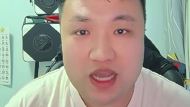 大家注意了，小俊被人冒用身份，提高警惕！@信球小俊哥