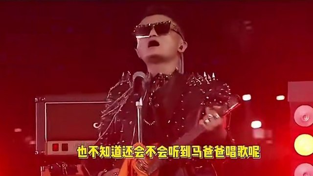 马云全家在新西兰过年，妻子罕现身气质吸睛，不忘打包剩菜太节俭