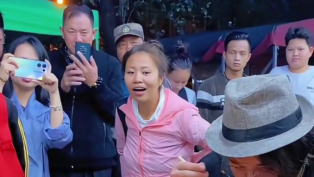 八戒5秒一碗！只有他能让阿姨的仓库空空如也！#螺蛳粉