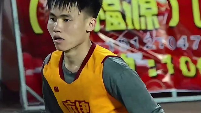 百旺庭律 都安球星 莫江流
突破犹如无人之境 太帅气 
2024年拉烈镇拉烈商会杯篮球赛
#河池篮球