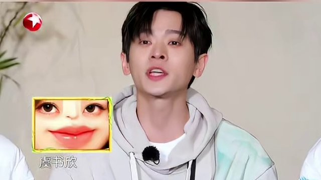 #极限挑战宝藏行 看到题目，众人还没反应过来，#丞磊 就利用美术生策略，抓出关键特征一秒猜出答案是#