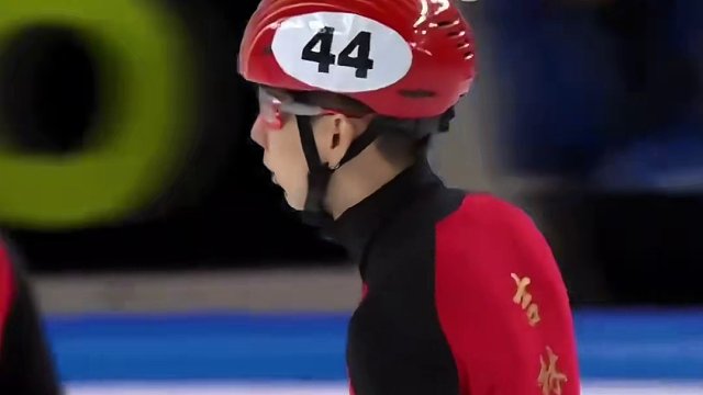 老哥俩辛苦了 #娱乐评论大赏 #武大靖 #韩天宇 #短道速滑 #十四冬