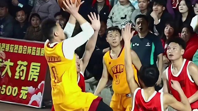 百旺 都安超级后卫1号潘立福
超级大变向 直接秒过
2024年拉烈镇拉烈商会杯篮球赛
#河池篮球  