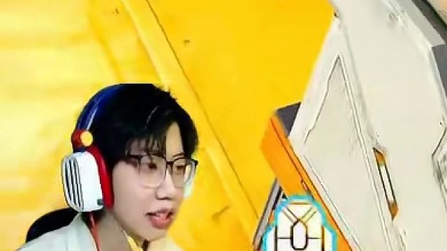 #高能英雄 #全新双英雄版本冰雪之歌 打游戏一定要笑，不要愁眉苦脸！