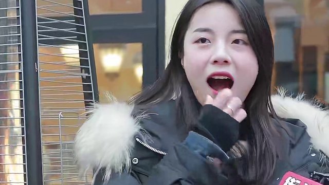 2年前的今天，节目组在昆明冻的瑟瑟发抖，多亏有这么大哥给我们带来欢乐！