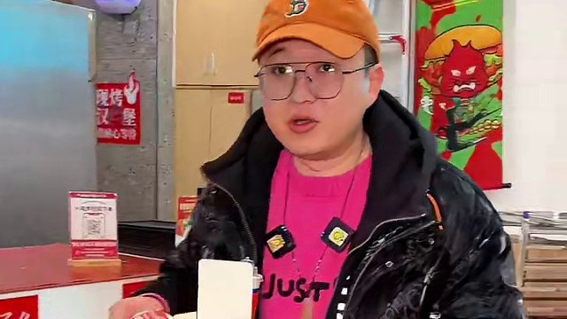 塔斯汀开工三件套才17.9，没想到开工的一顿饱饭，是塔斯汀给的#塔塔开工仪式感 #四川塔塔开工周 #