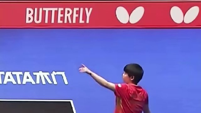 面对现场观众的闪光灯影响，孙颖莎干脆利索3比0光速下班战胜韩国！曼昱都说太快了！#国乒女队完胜韩国晋